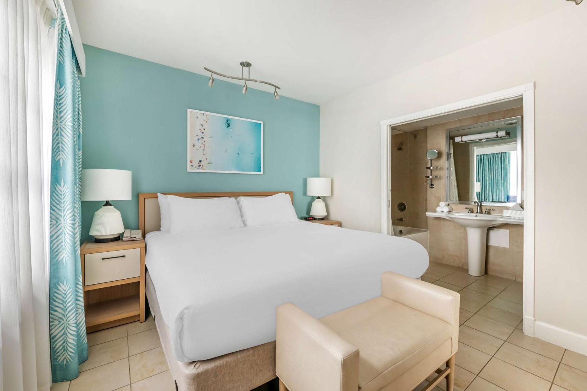 Hilton Vacation Club Crescent On South Beach Miami Miami Beach Exterior photo